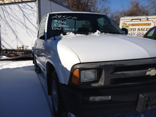 Chevrolet S10 1996 photo 3