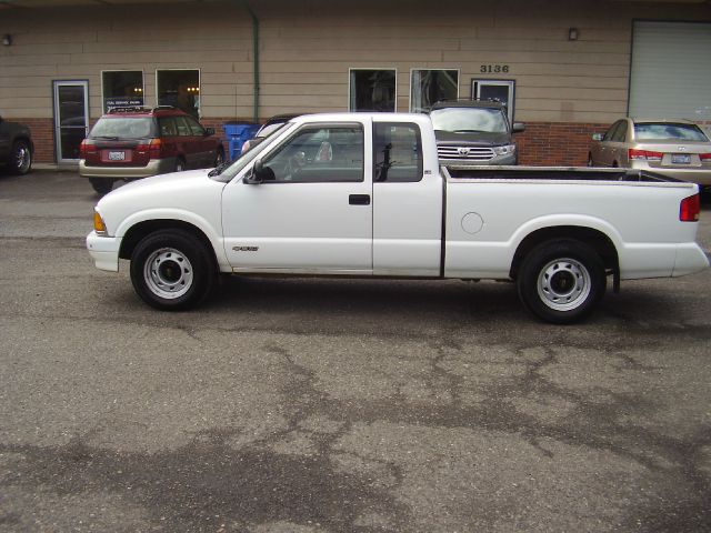 Chevrolet S10 3.7 Sport Pickup Truck