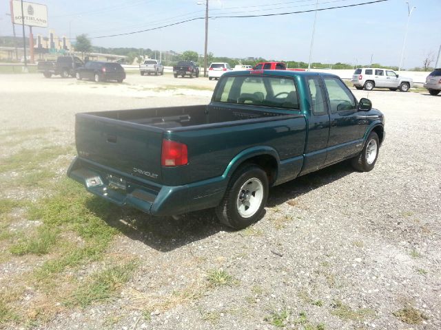 Chevrolet S10 1996 photo 1