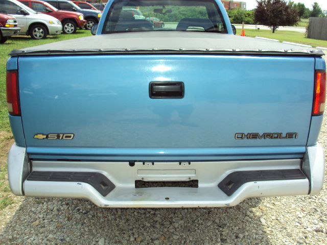 Chevrolet S10 1997 photo 0