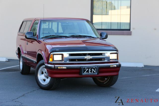 Chevrolet S10 1997 photo 4