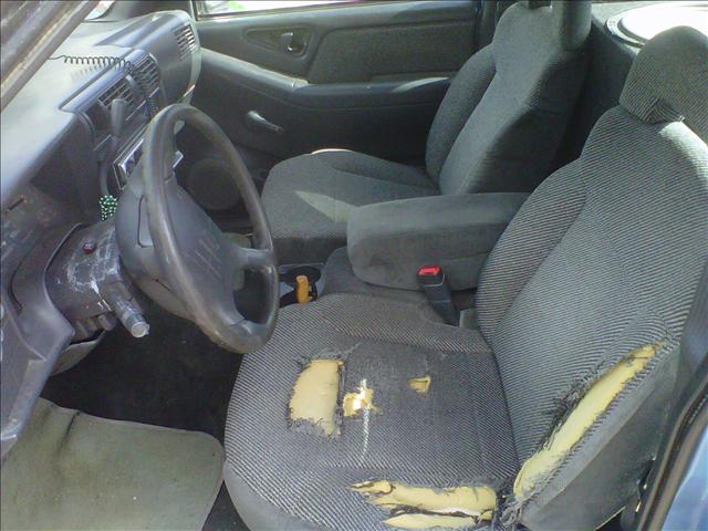 Chevrolet S10 1997 photo 5