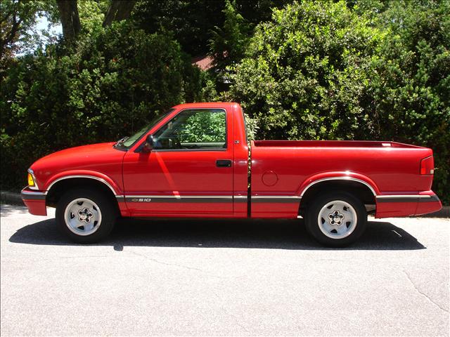 Chevrolet S10 1997 photo 1