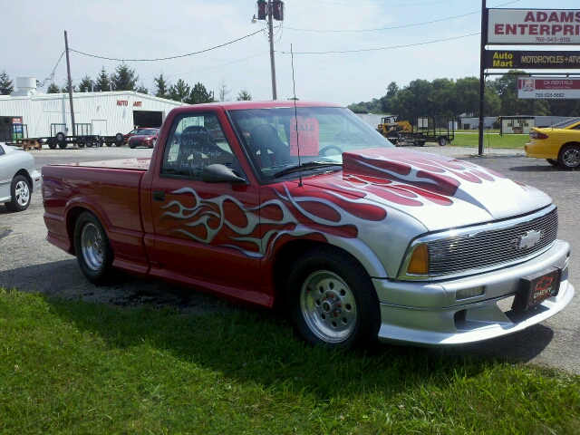 Chevrolet S10 1997 photo 2
