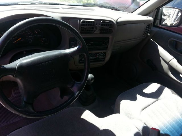 Chevrolet S10 1998 photo 6