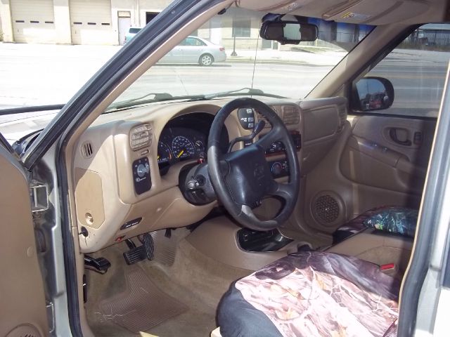 Chevrolet S10 Handicap Lift And Control Leg 1 Owner Pickup Truck