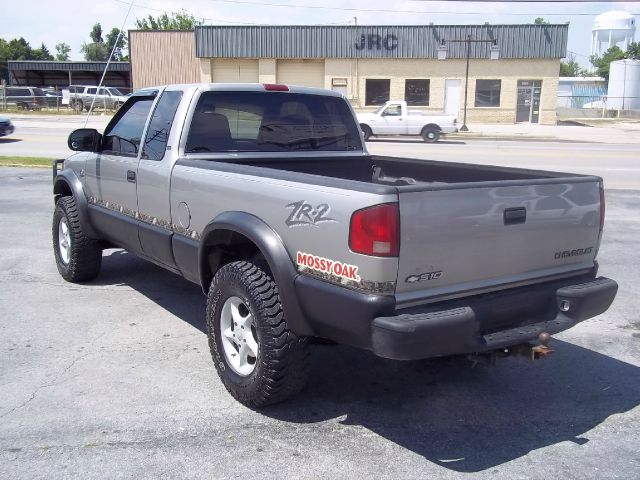 Chevrolet S10 1998 photo 4