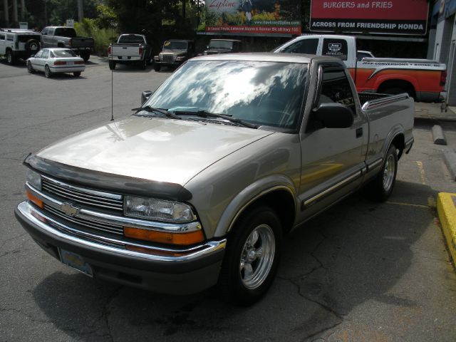 Chevrolet S10 1999 photo 3
