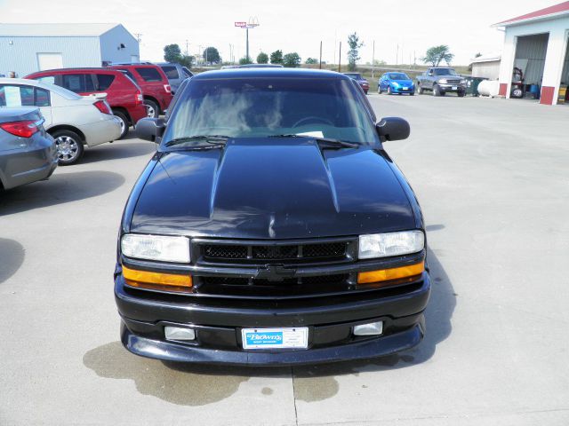 Chevrolet S10 1999 photo 3