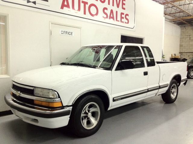 Chevrolet S10 1999 photo 21