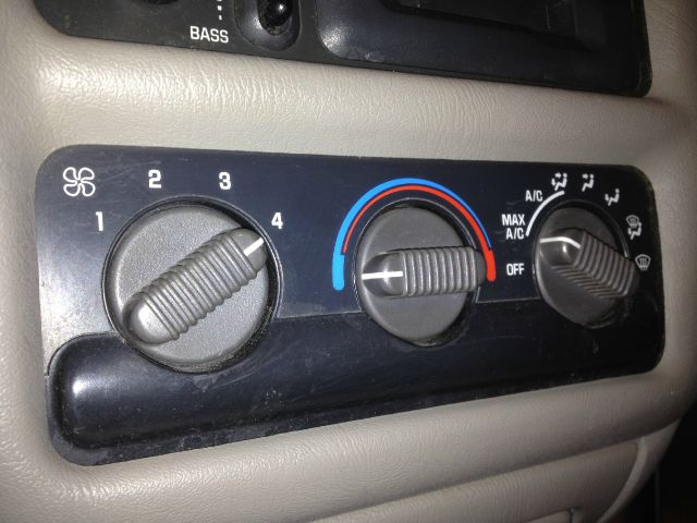 Chevrolet S10 1999 photo 25