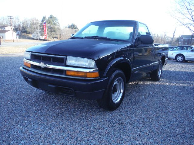 Chevrolet S10 1999 photo 2