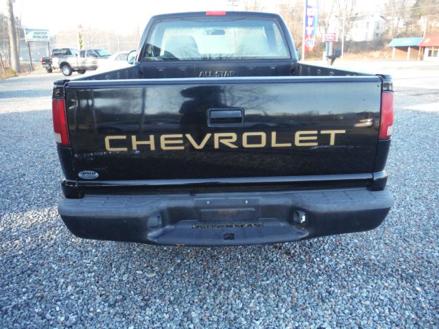 Chevrolet S10 1999 photo 3