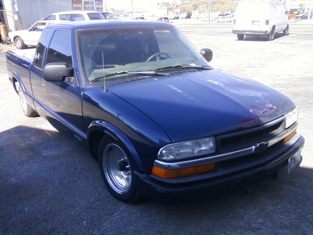 Chevrolet S10 2000 photo 1