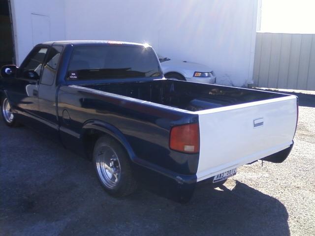 Chevrolet S10 2000 photo 2