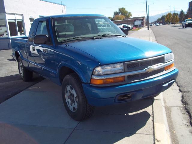 Chevrolet S10 2000 photo 4