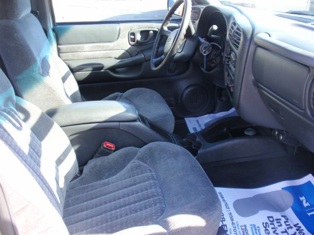 Chevrolet S10 2000 photo 4