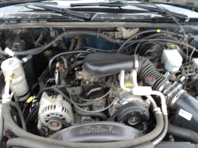 Chevrolet S10 2000 photo 3