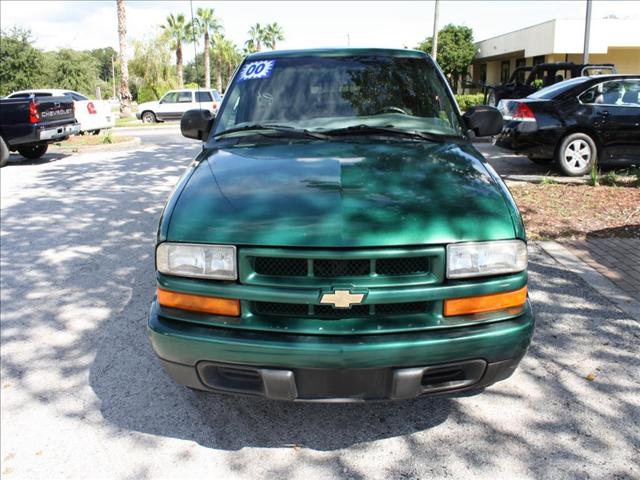 Chevrolet S10 2000 photo 1