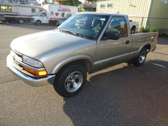 Chevrolet S10 2000 photo 1