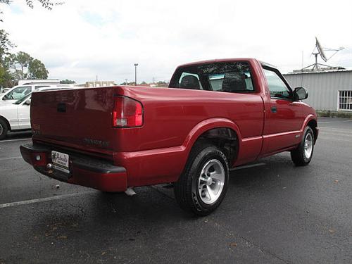Chevrolet S10 2000 photo 1