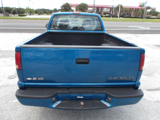 Chevrolet S10 2000 photo 4
