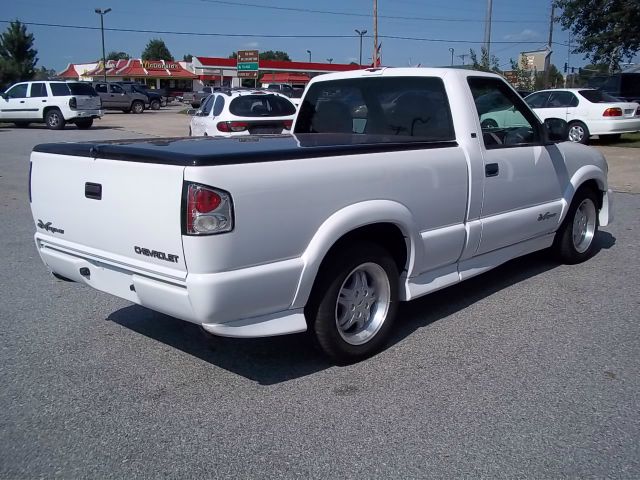 Chevrolet S10 2000 photo 3