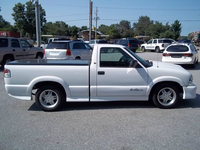 Chevrolet S10 2000 photo 4