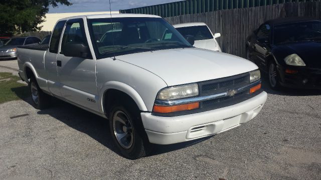 Chevrolet S10 2000 photo 1