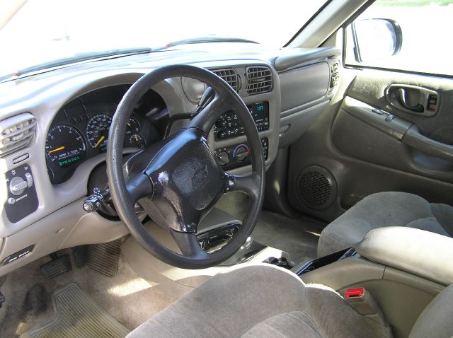 Chevrolet S10 2000 photo 3