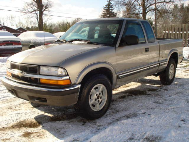 Chevrolet S10 2000 photo 4