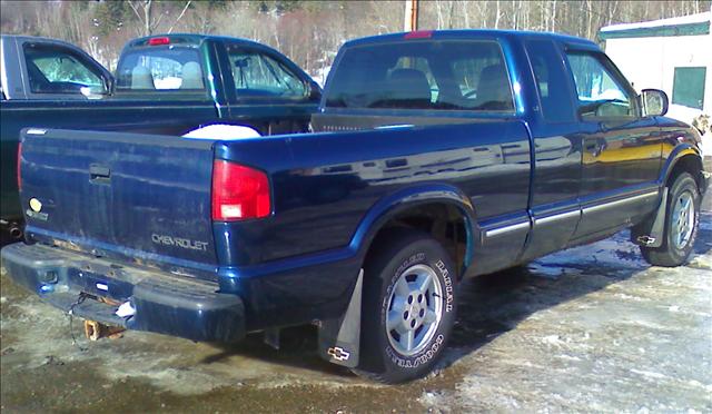 Chevrolet S10 2001 photo 3