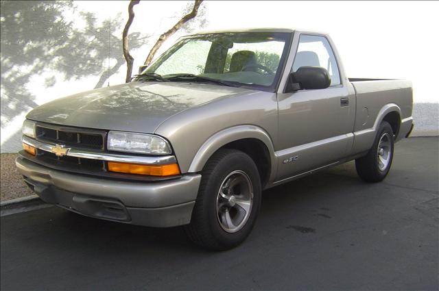 Chevrolet S10 2001 photo 1