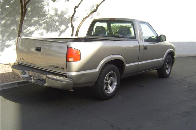 Chevrolet S10 2001 photo 4