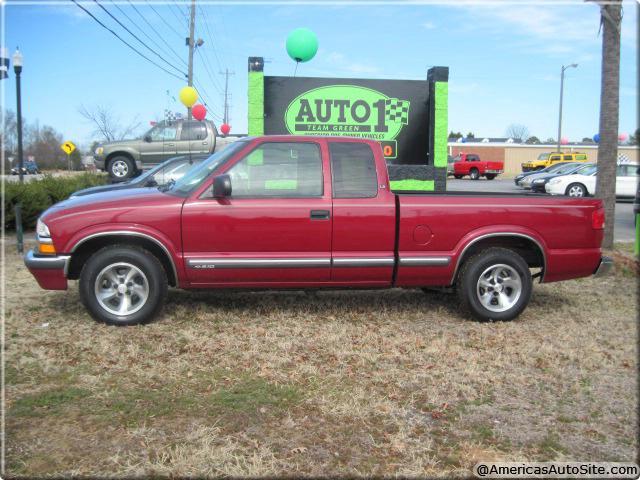 Chevrolet S10 2001 photo 1