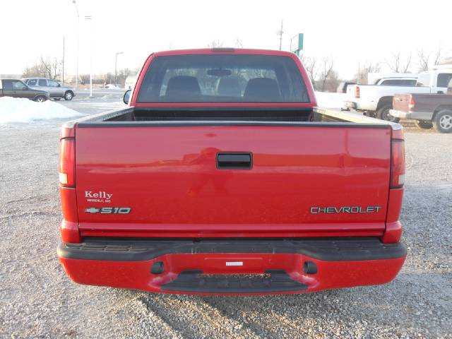 Chevrolet S10 2001 photo 4