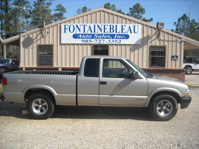 Chevrolet S10 Crew Cab 4WD Pickup