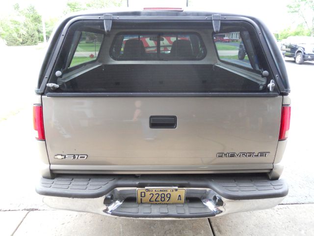 Chevrolet S10 2001 photo 20