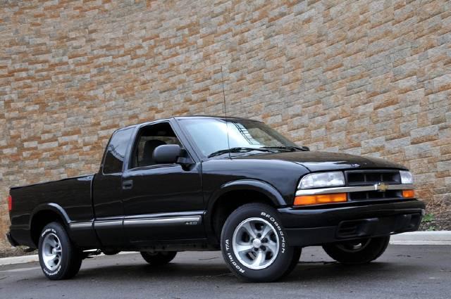 Chevrolet S10 Base Pickup