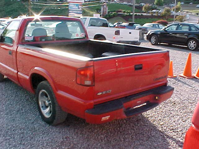 Chevrolet S10 2001 photo 4