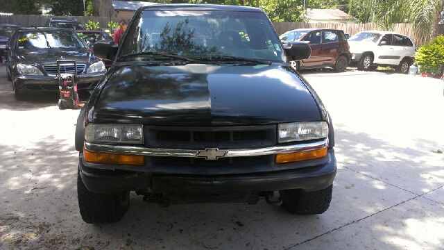 Chevrolet S10 Handicap Lift And Control Leg 1 Owner Pickup Truck