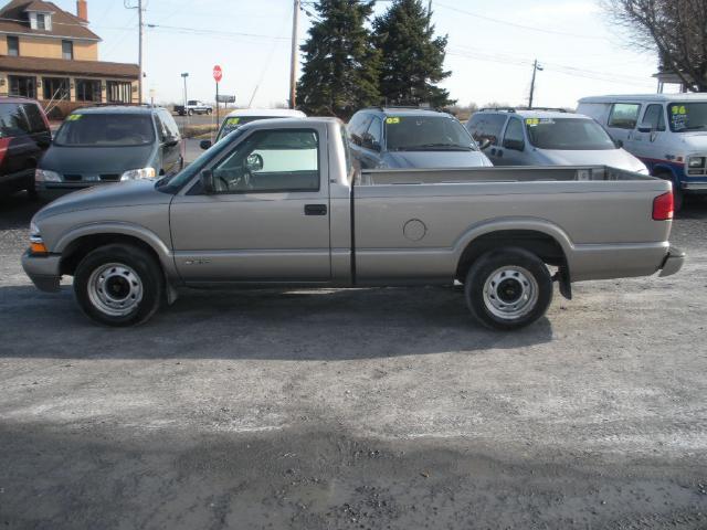 Chevrolet S10 2001 photo 3