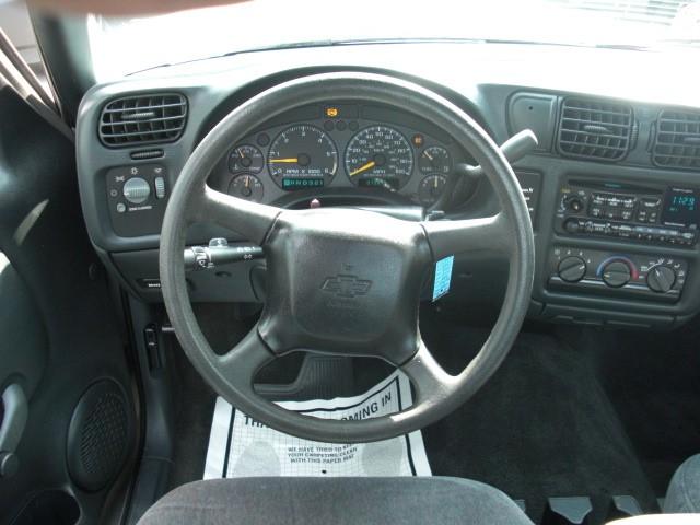 Chevrolet S10 2001 photo 4