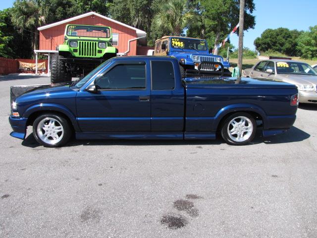 Chevrolet S10 2001 photo 2