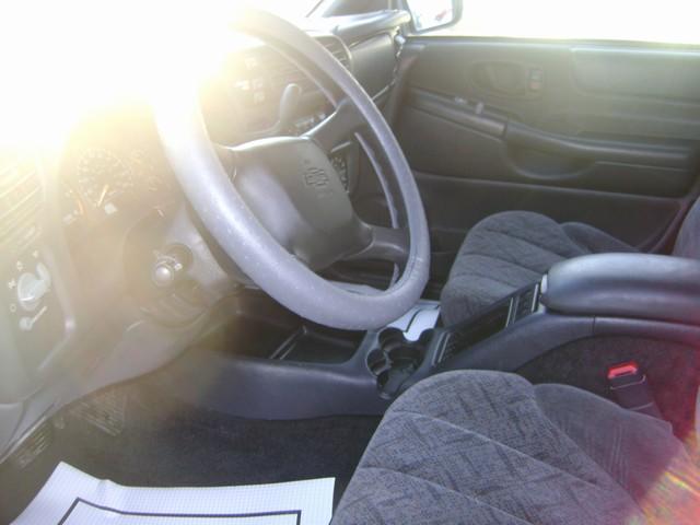 Chevrolet S10 2001 photo 1