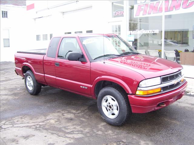 Chevrolet S10 2001 photo 1