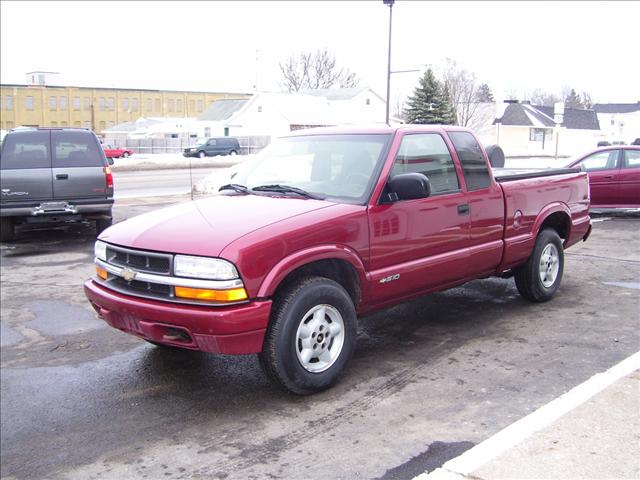Chevrolet S10 2001 photo 3