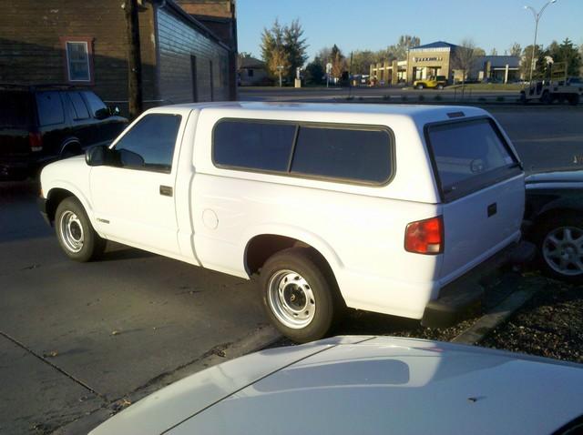 Chevrolet S10 2001 photo 1