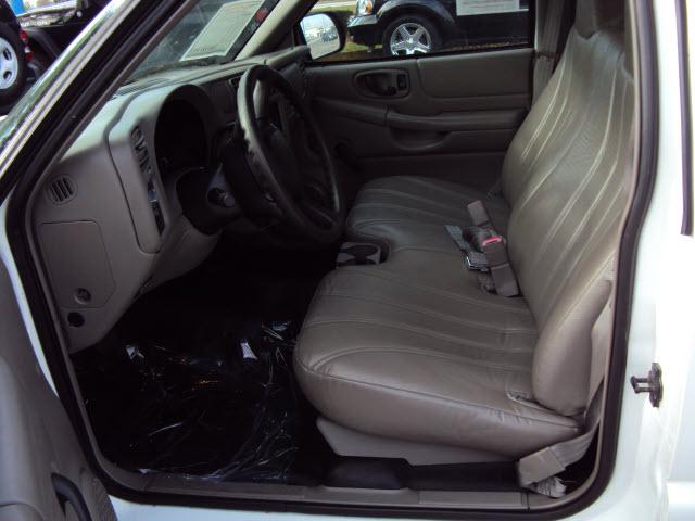 Chevrolet S10 2001 photo 4