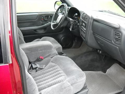 Chevrolet S10 2001 photo 1